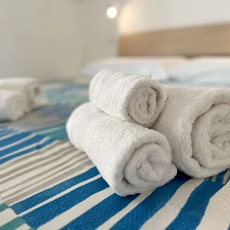 Apartment Montebello House Trani
